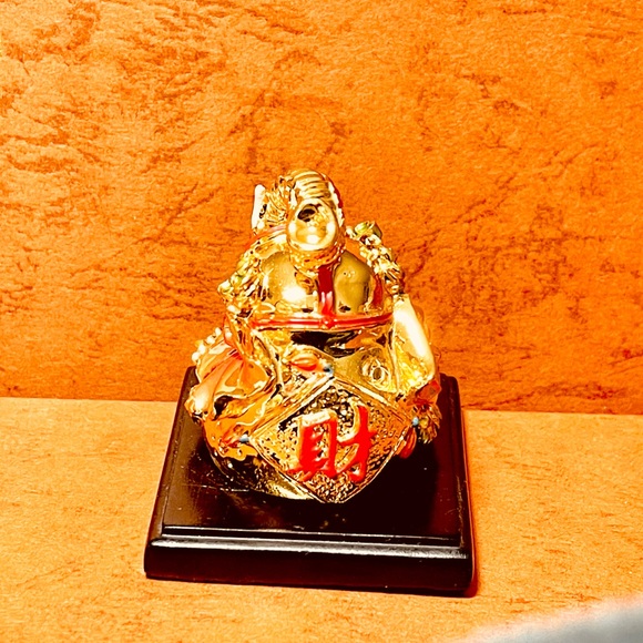 Feng Shui Golden Elephant For The Lunar New Year.  Luck, Protection, Wea… - Picture 10 of 16